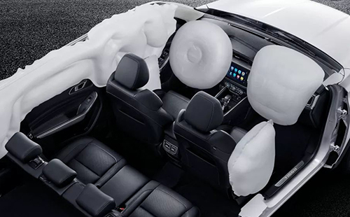 汽車安全氣囊 加速度傳感器的工作原理及應用(圖2)